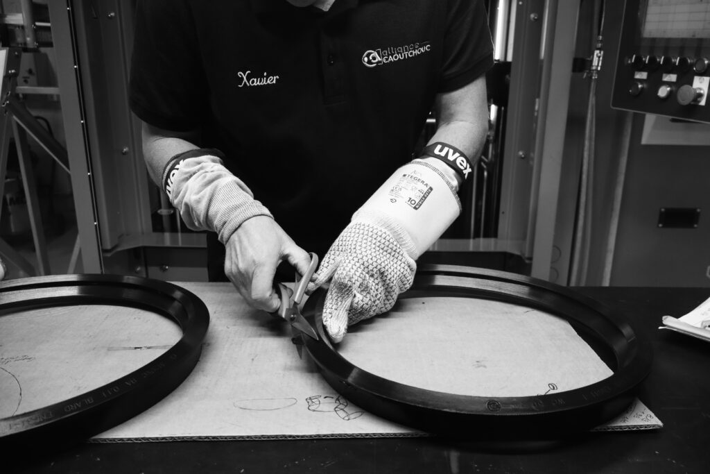 Les pièces caoutchouc dans le transport